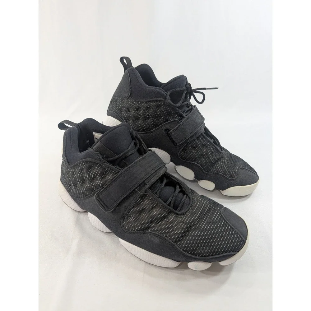 Size 10 NIKE‎ Air jordan Black Cat Space Jam Black Mens Shoes (AR0772-001)